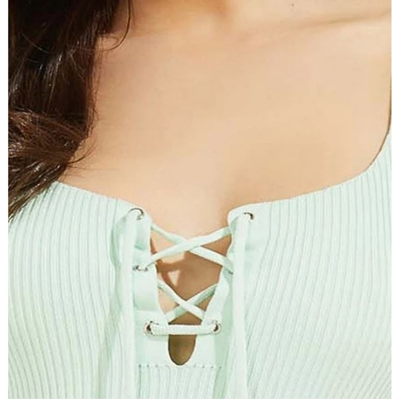 Guess Sleeveless Sweater - Picture 2 of 5